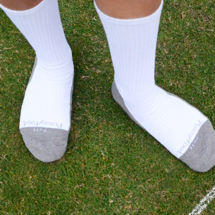 What Does Wearing White Socks In Your Dream Mean?